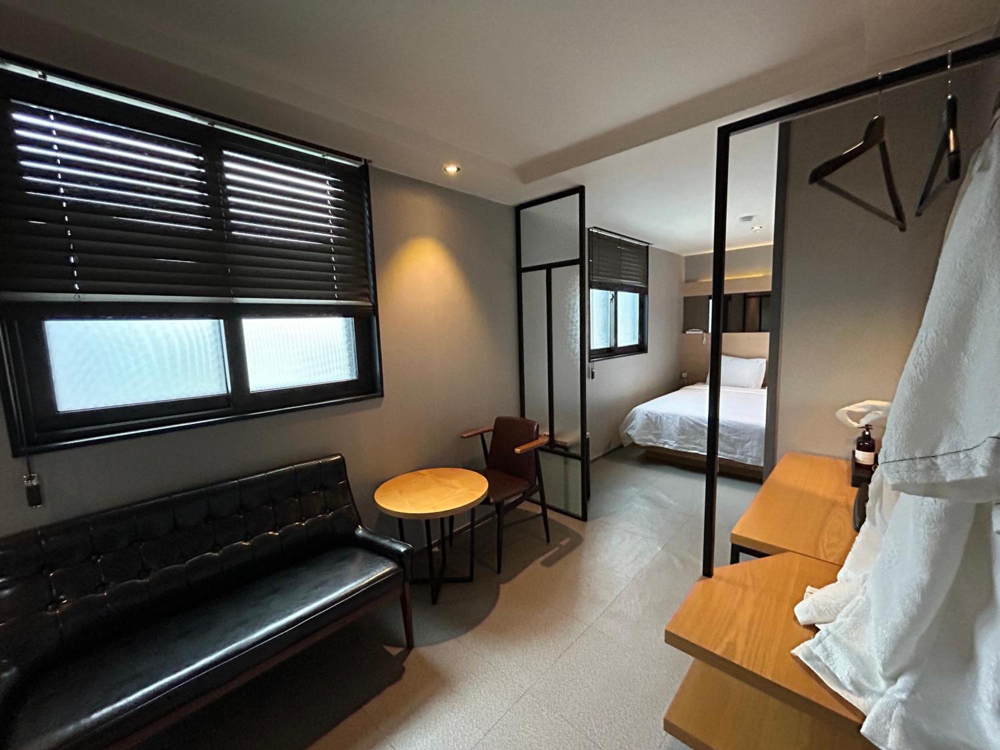 Deluxe Motel Geoje Dış mekan fotoğraf