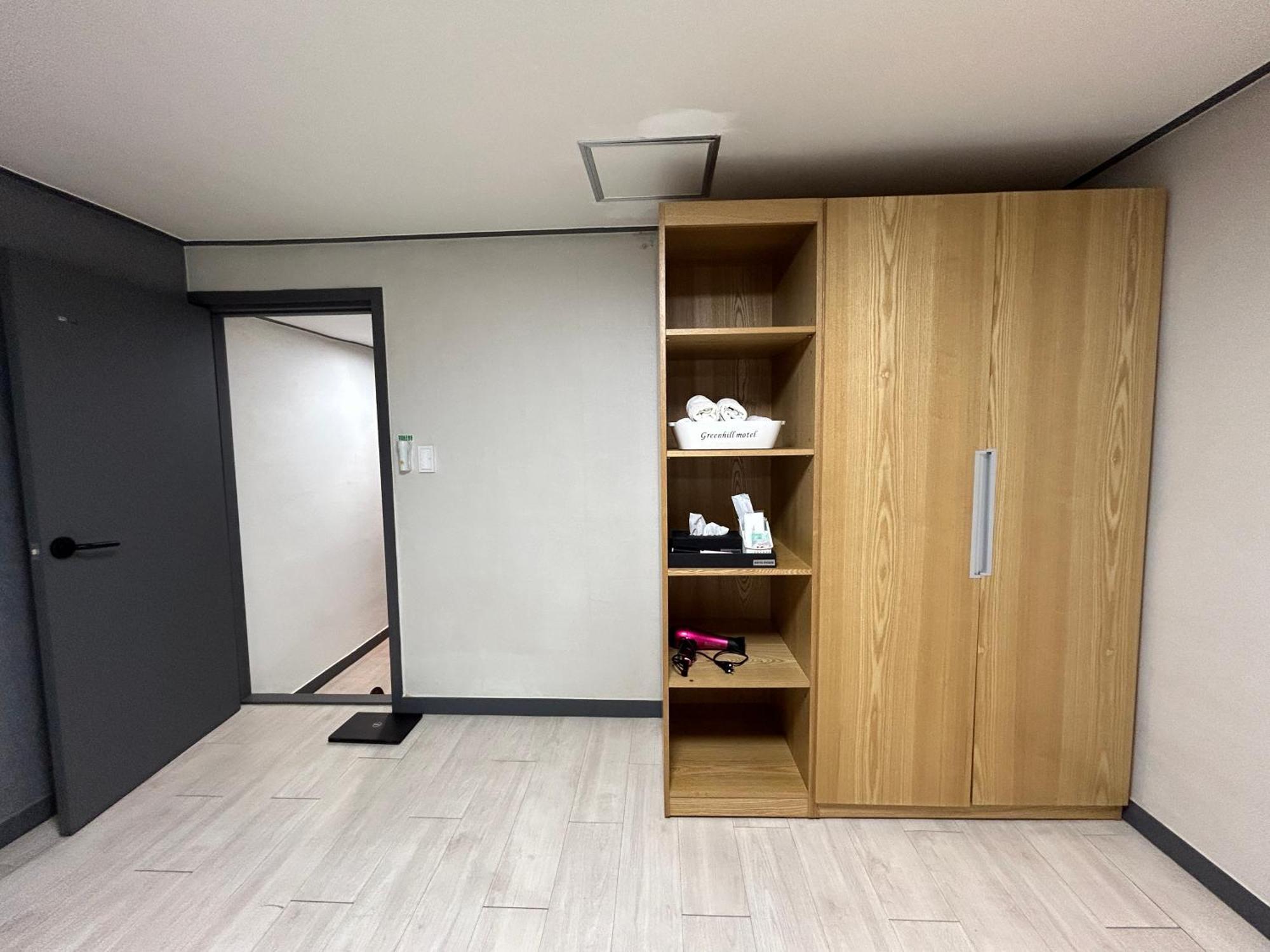 Deluxe Motel Geoje Oda fotoğraf