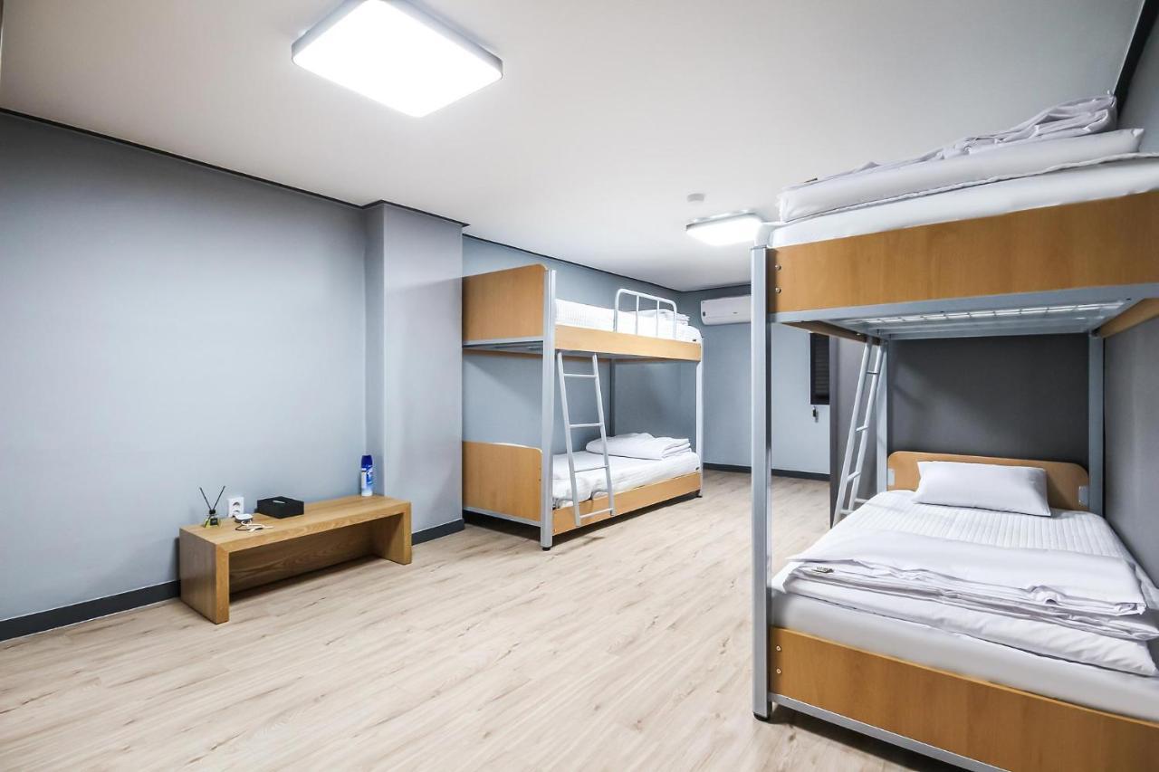 Deluxe Motel Geoje Dış mekan fotoğraf