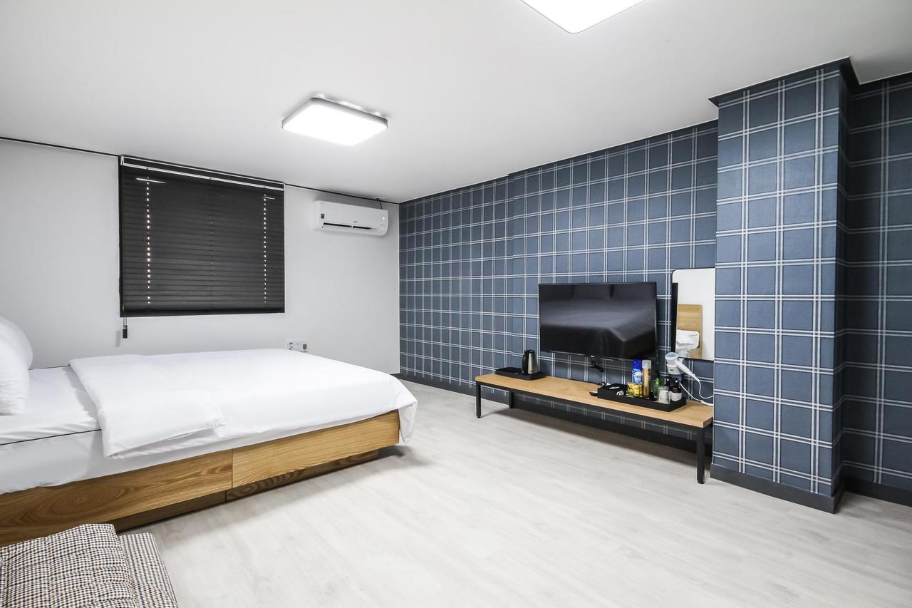 Deluxe Motel Geoje Dış mekan fotoğraf