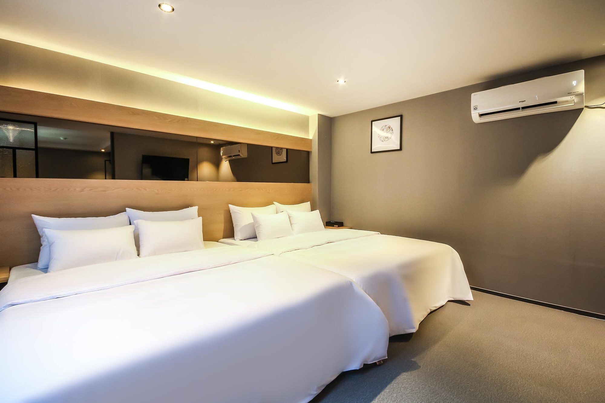Deluxe Motel Geoje Dış mekan fotoğraf